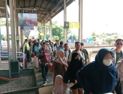 Puncak Arus Mudik, 10.798 Penumpang Tiba Di Stasiun Cirebon