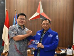 Ramai-ramai Pengusaha Hingga Politisi Gabung Demokrat, Sekjen Herman Khaeron: Bukti Mas AHY dan Demokrat Pilihan Utama Masyarakat 