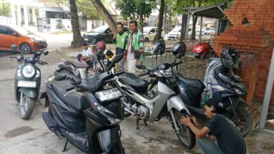 Cuci Motor Gratis untuk Ojol, Cara Humanis Polres Cirebon Kota Jalin Kedekatan